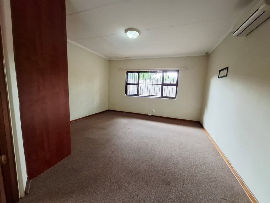 To Let 3 Bedroom Property for Rent in Universitas Free State